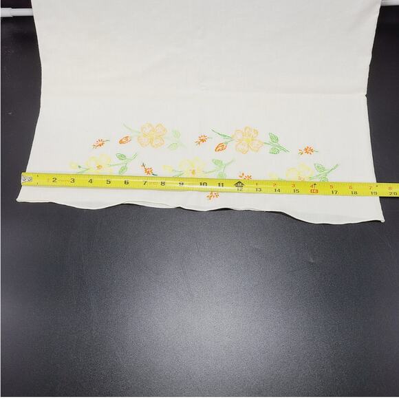 Vintage Floral Hand Embroidered Standard Pillow Case Cottage Core - Picture 5 of 7